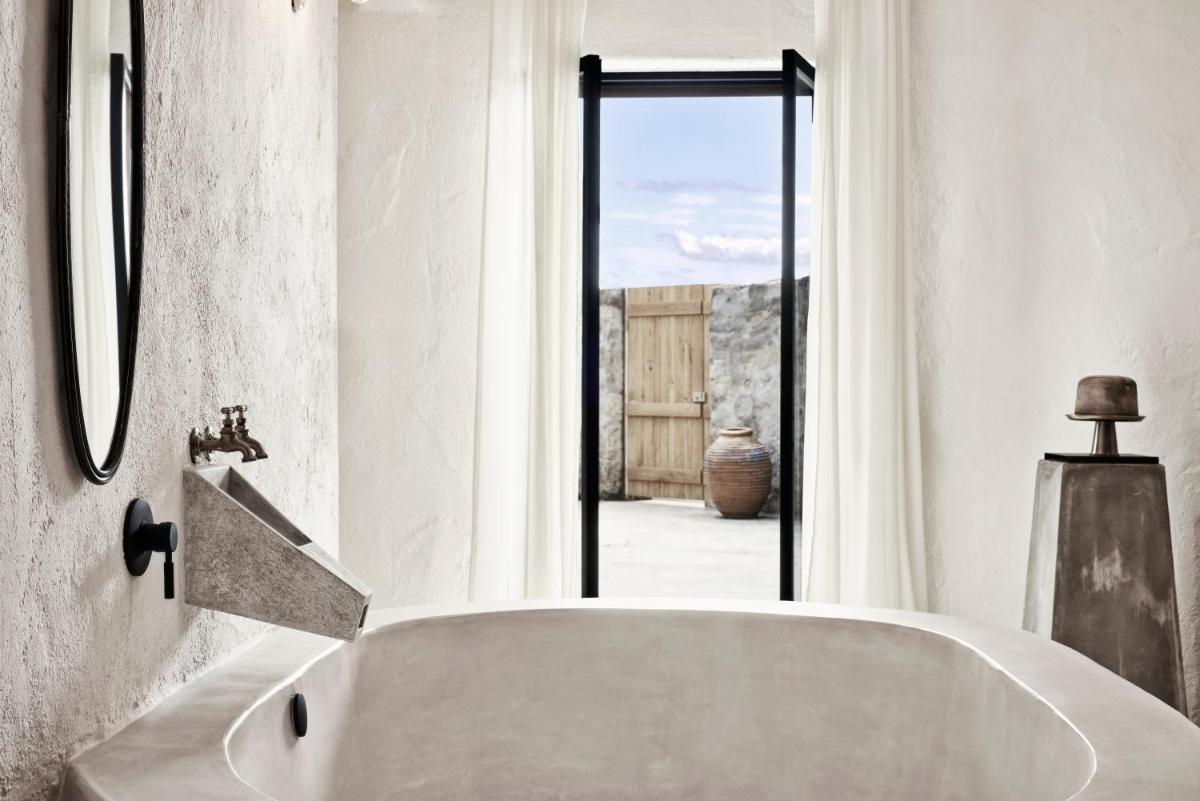 Nomad Mykonos - Small Luxury Hotels of the World