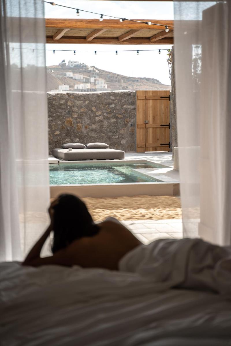 Nomad Mykonos - Small Luxury Hotels of the World