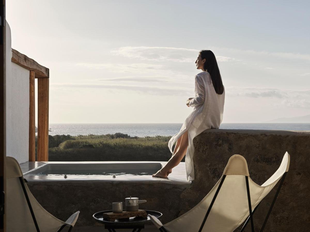 Nomad Mykonos - Small Luxury Hotels of the World