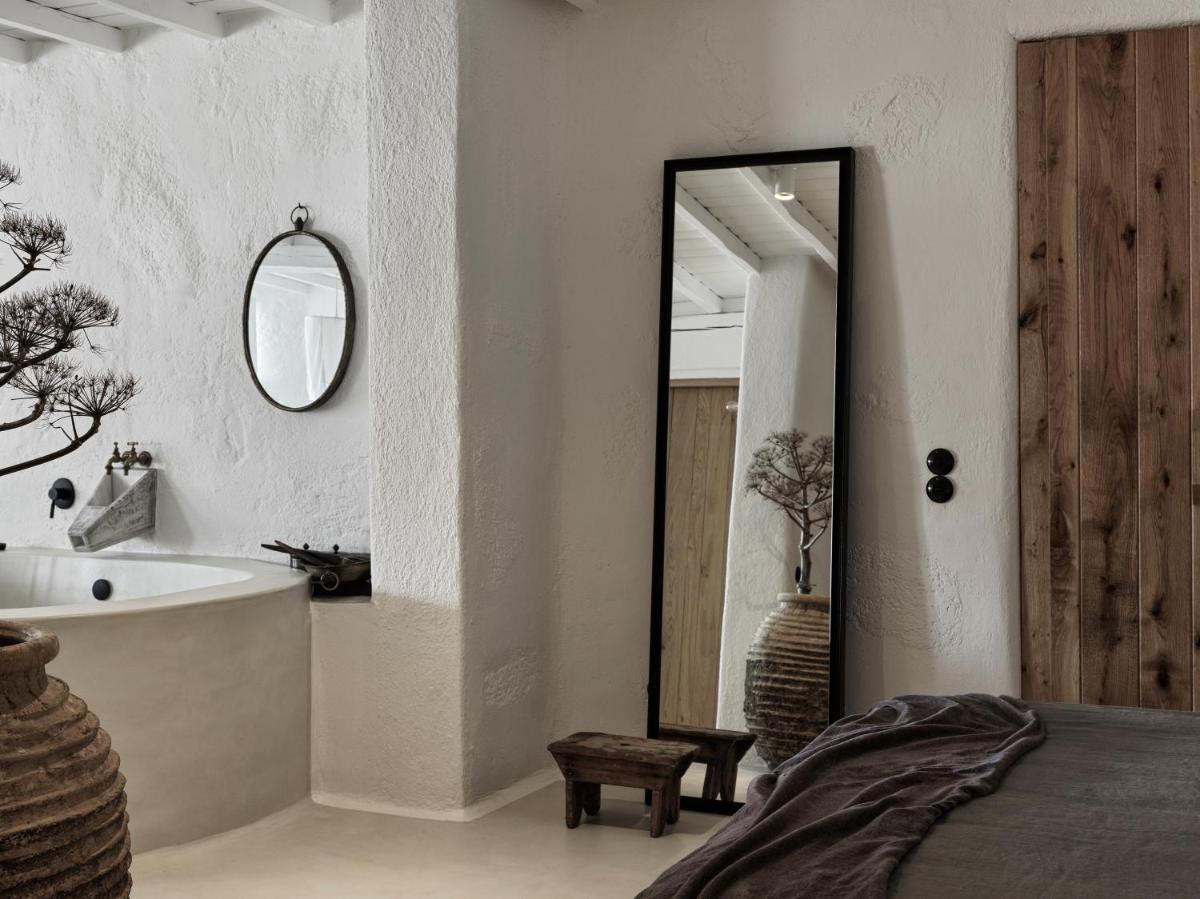 Nomad Mykonos - Small Luxury Hotels of the World