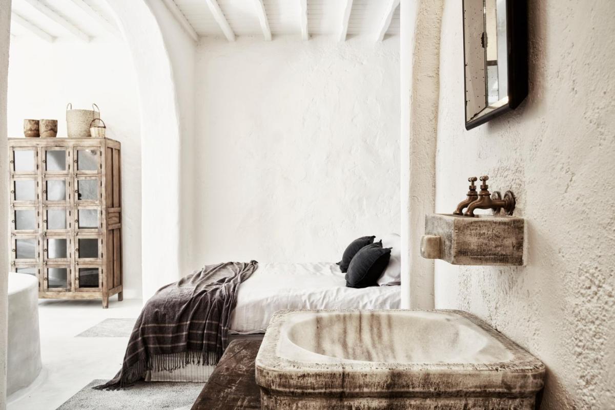 Nomad Mykonos - Small Luxury Hotels of the World