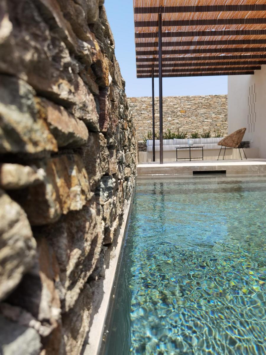 NOS Hotel & Villas