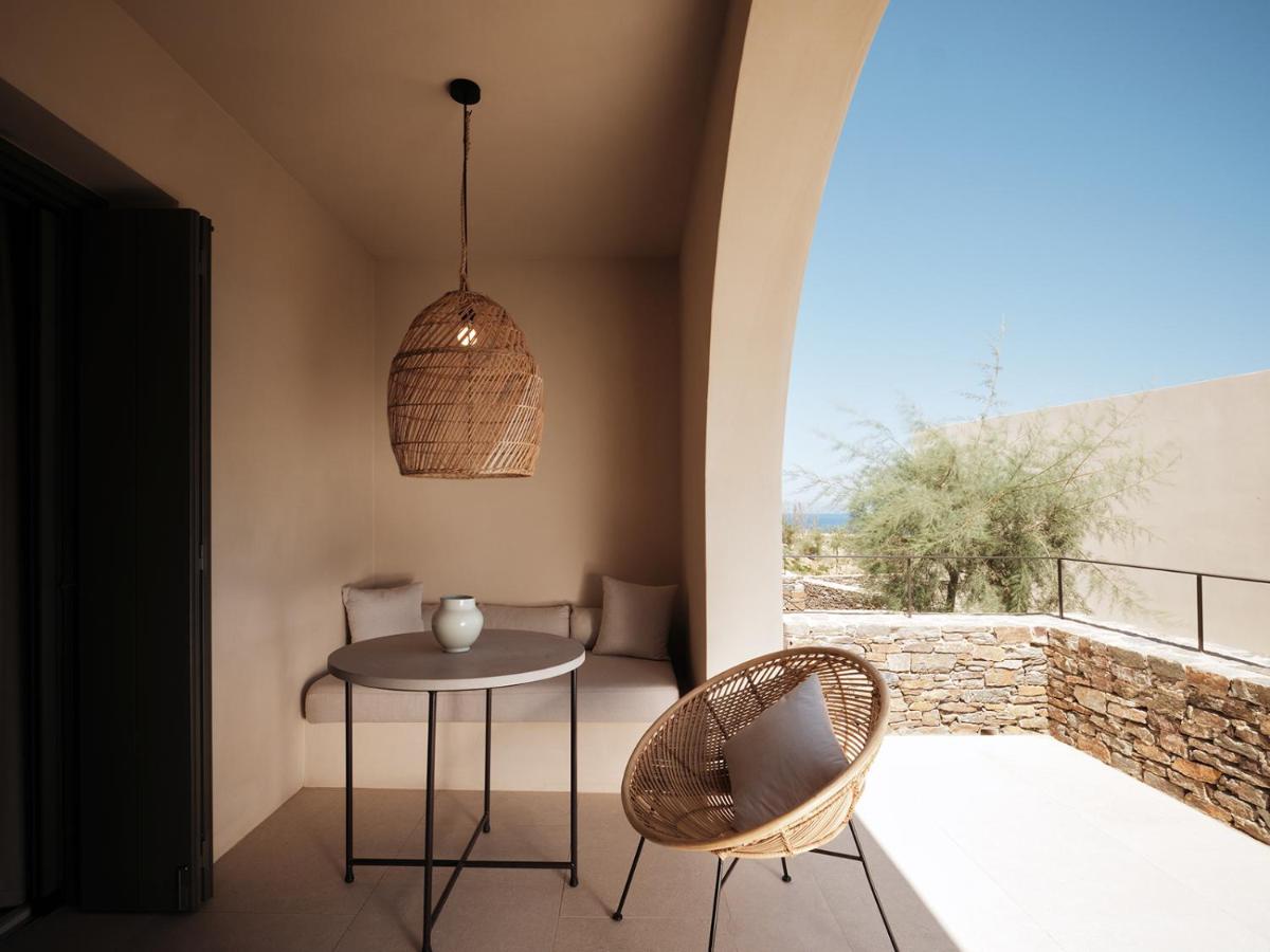 NOS Hotel & Villas