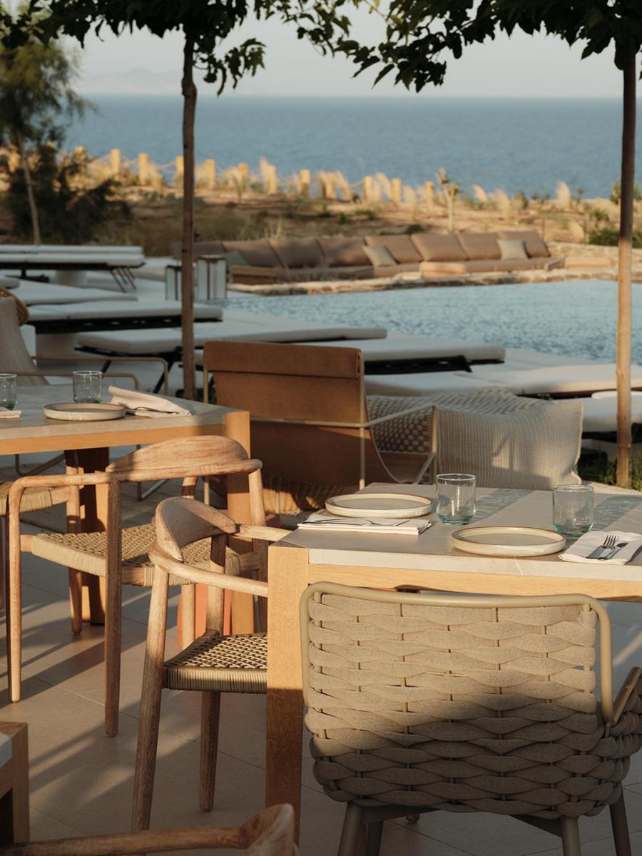 NOS Hotel & Villas