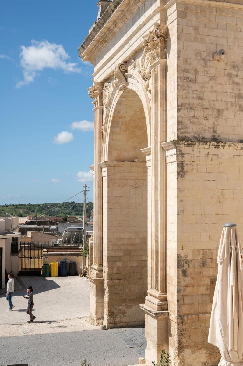 Noto Boutique Hotel