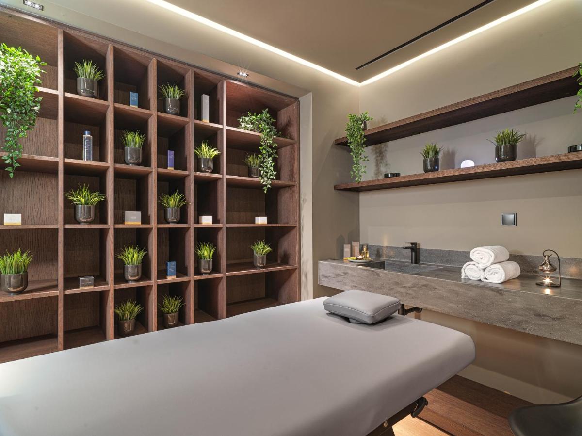 NYX Esperia Palace Hotel Athens by Leonardo Hotels