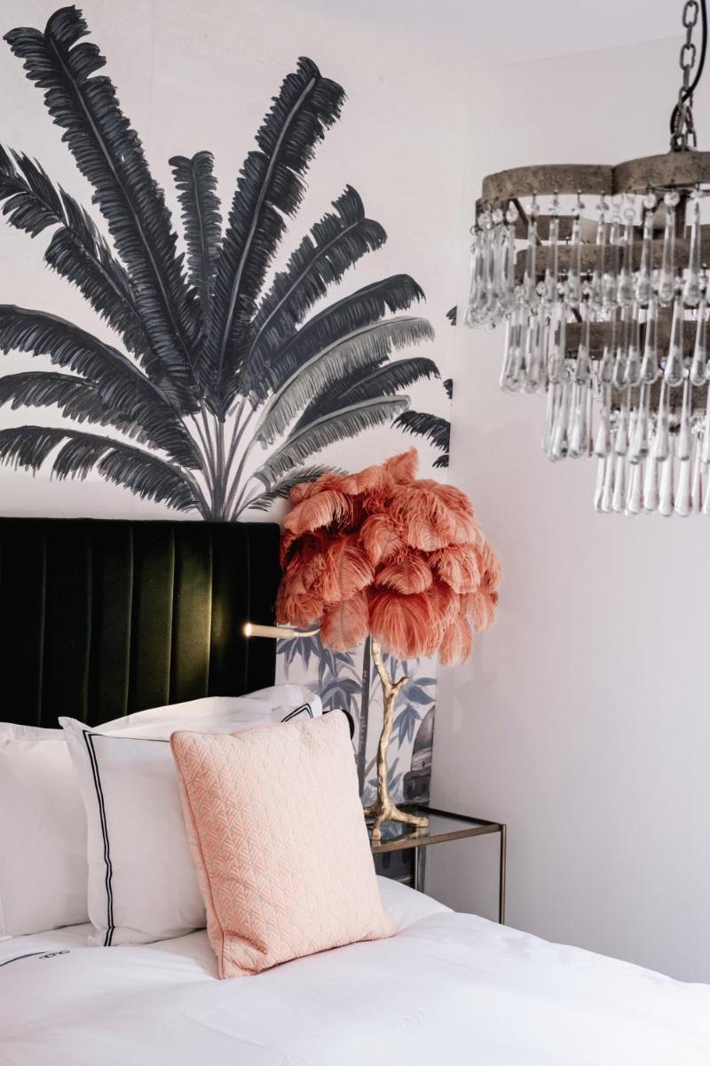 Ocho Suites & Kitchen