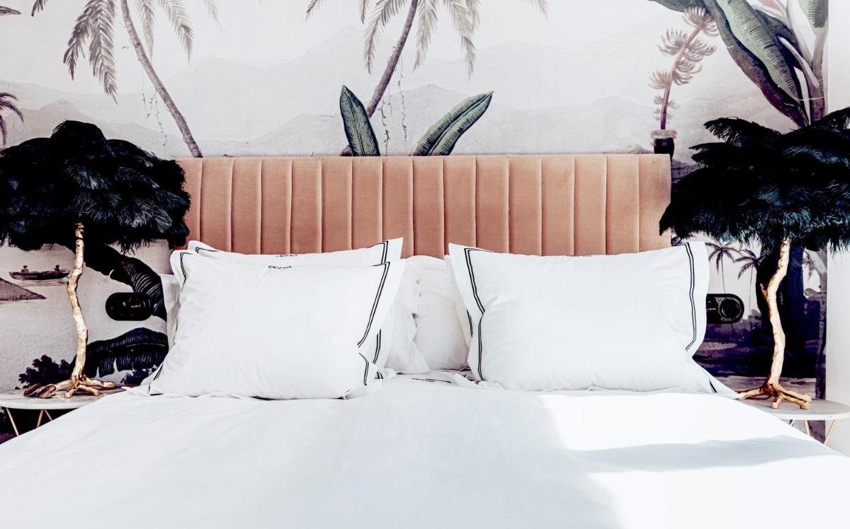 Ocho Suites & Kitchen