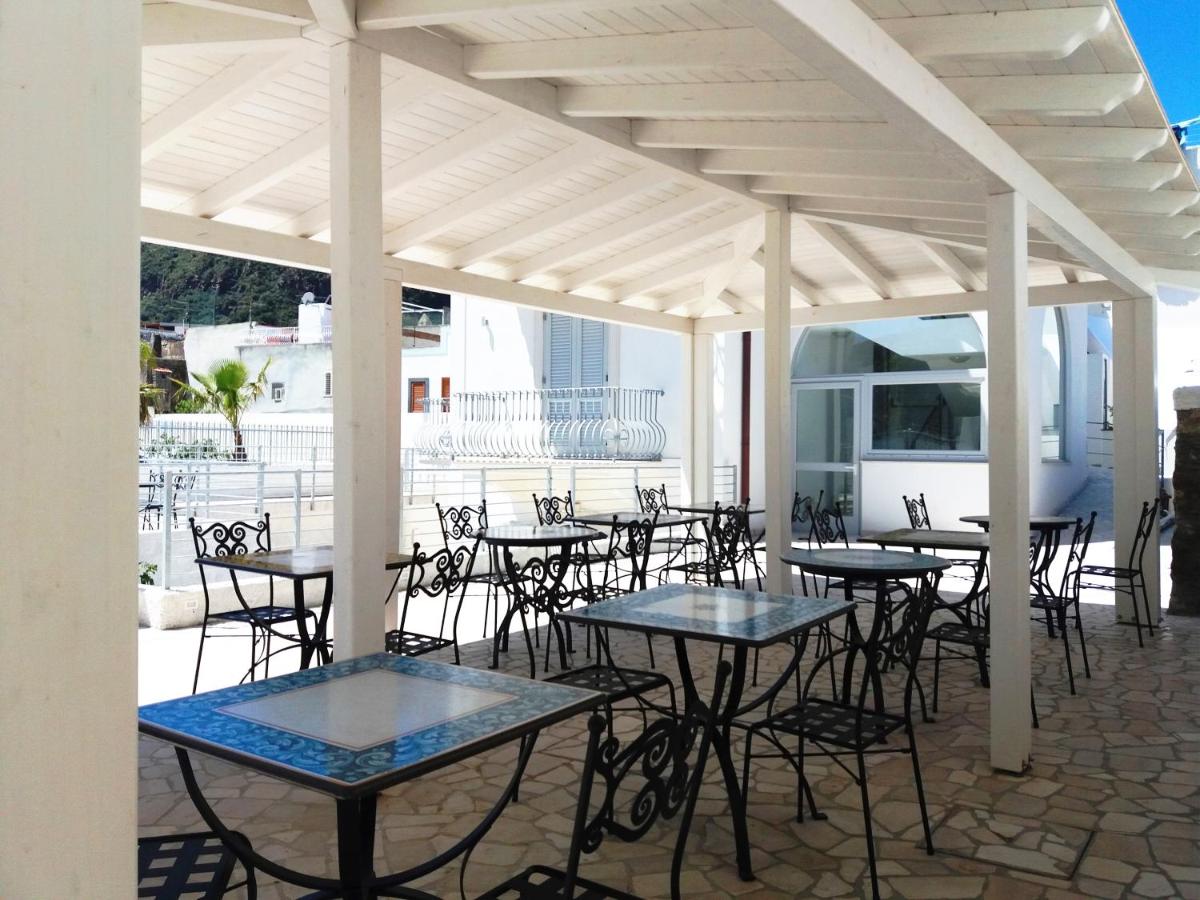 Odysseus Hotel