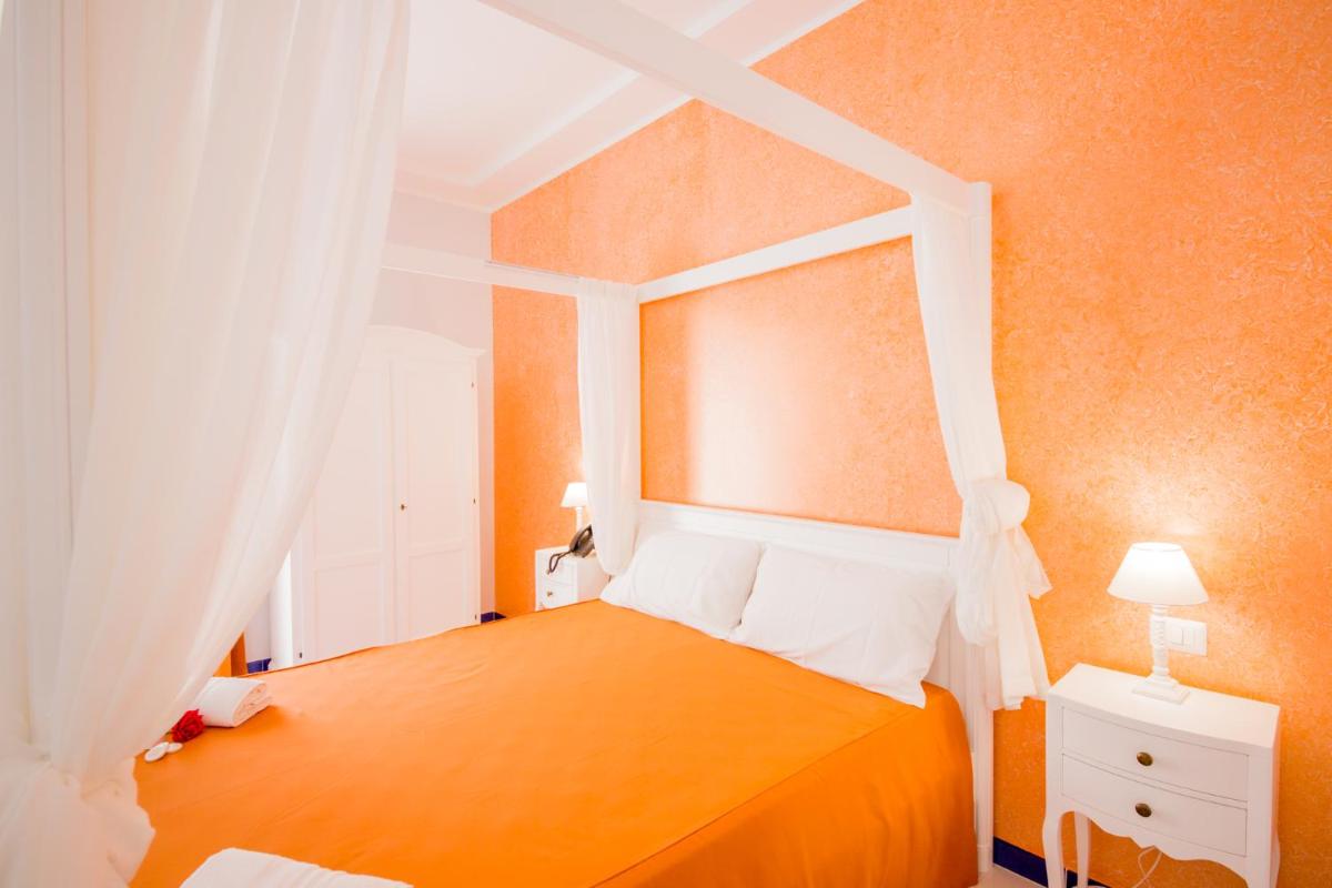 Odysseus Hotel