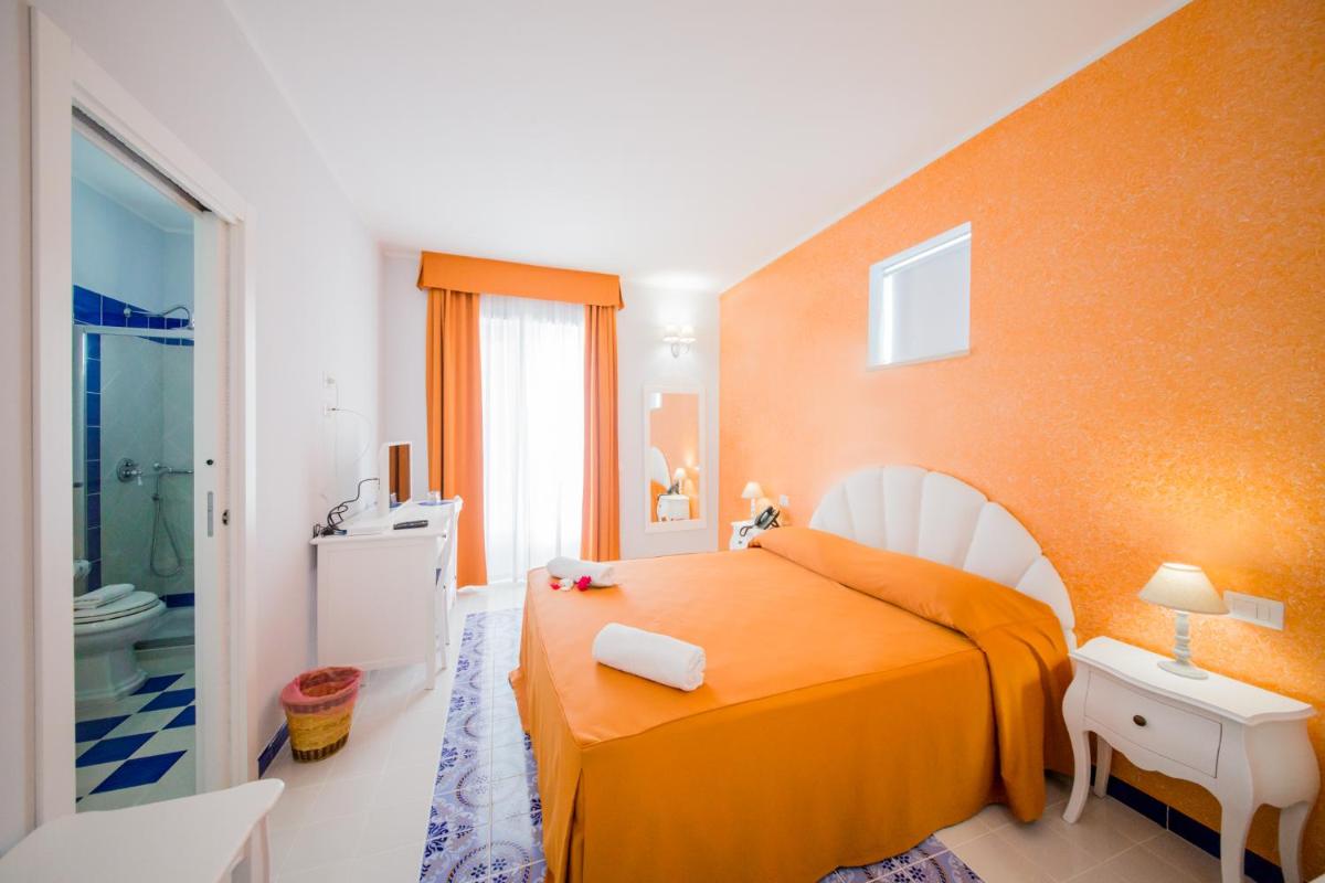 Odysseus Hotel