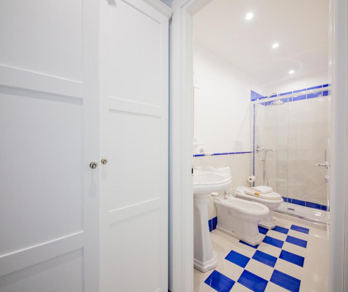 Odysseus Hotel
