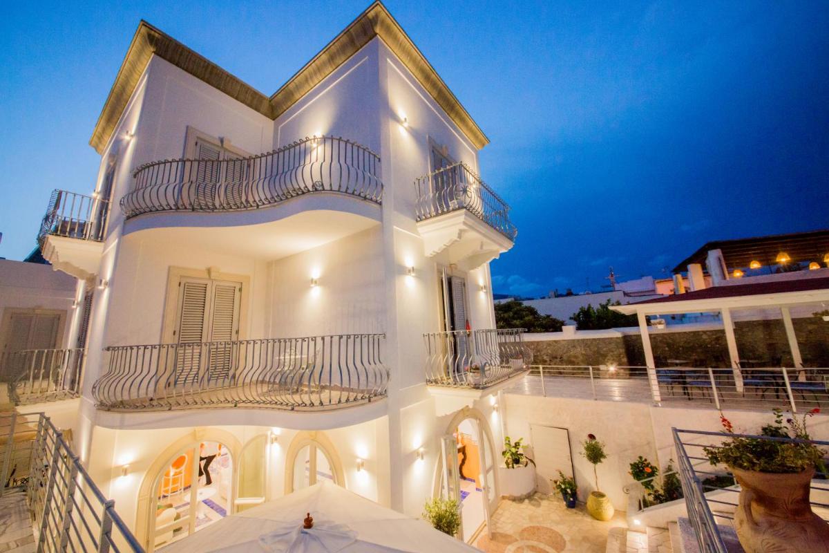 Odysseus Hotel