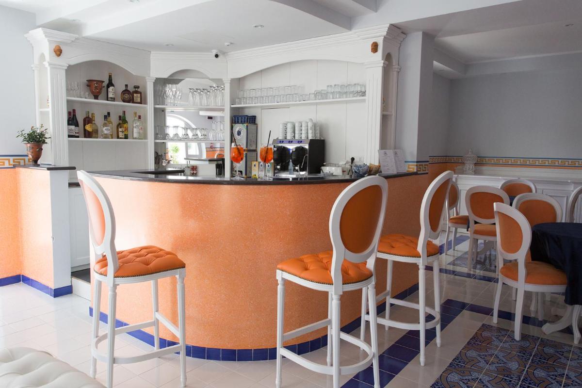 Odysseus Hotel