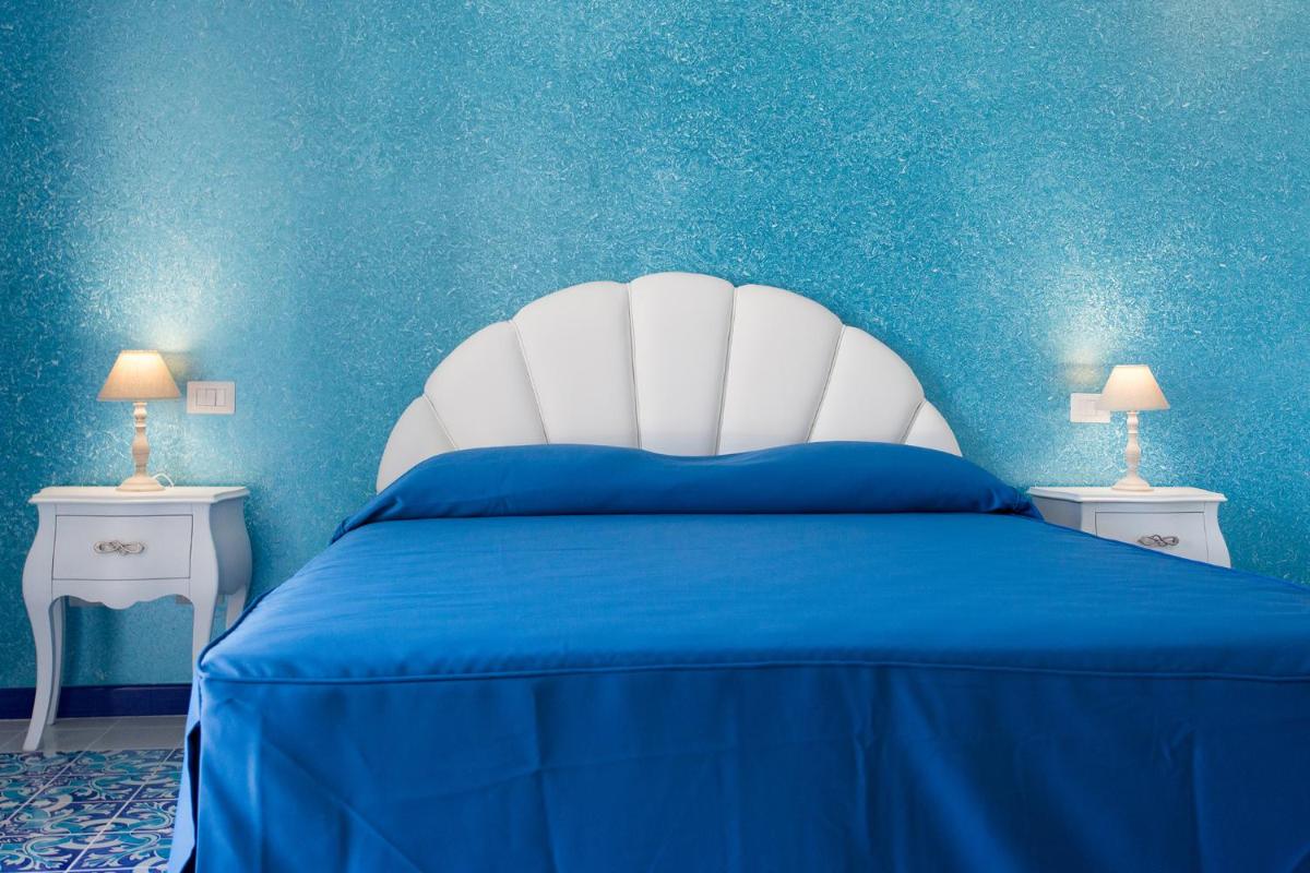 Odysseus Hotel