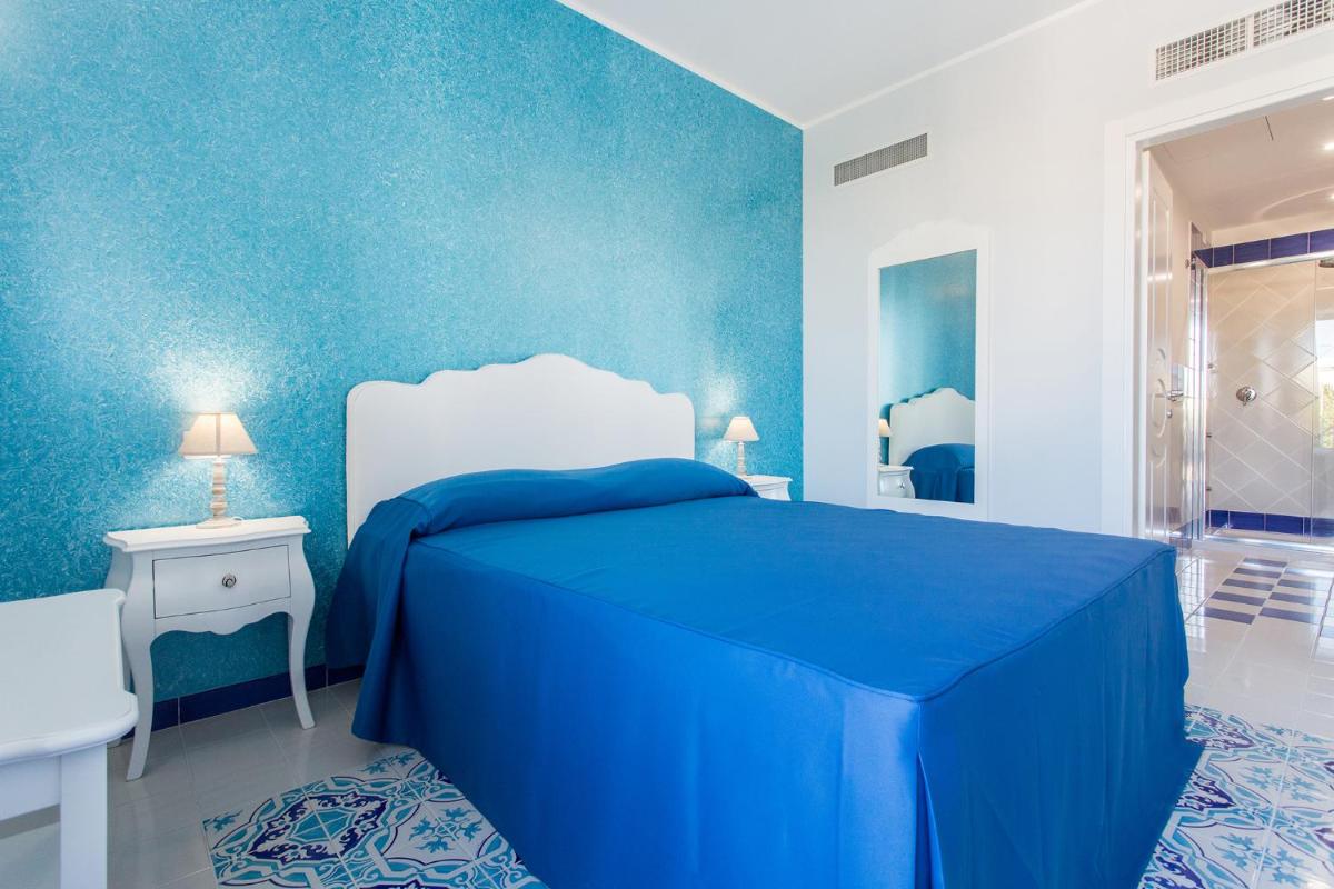 Odysseus Hotel