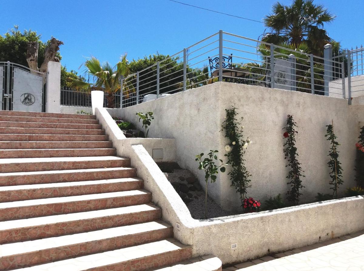 Odysseus Hotel