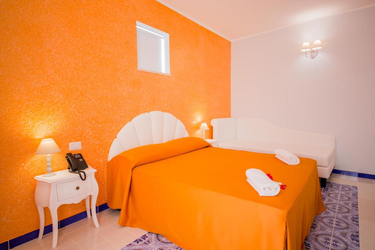 Odysseus Hotel