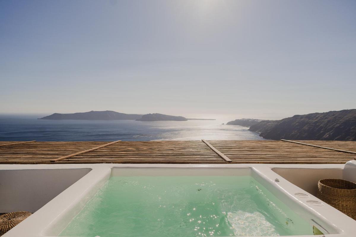 Nobu Hotel Santorini