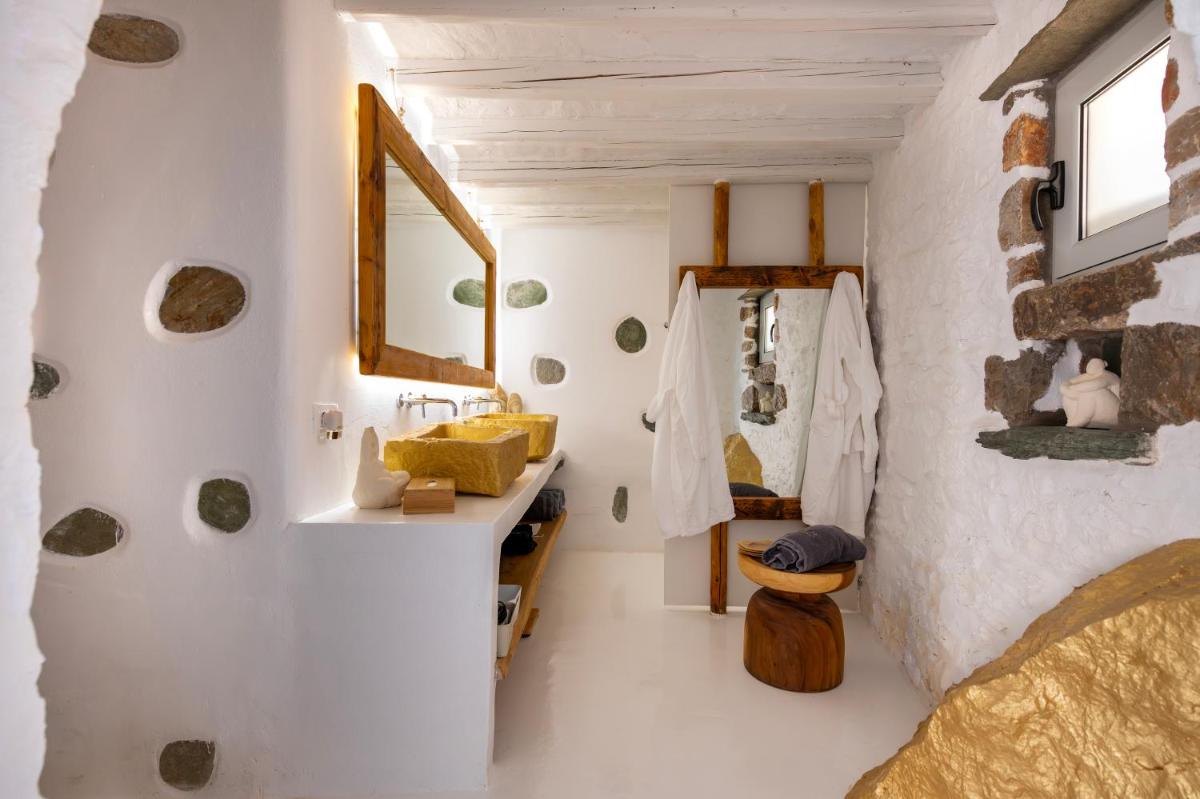 Onar Suites & Villas