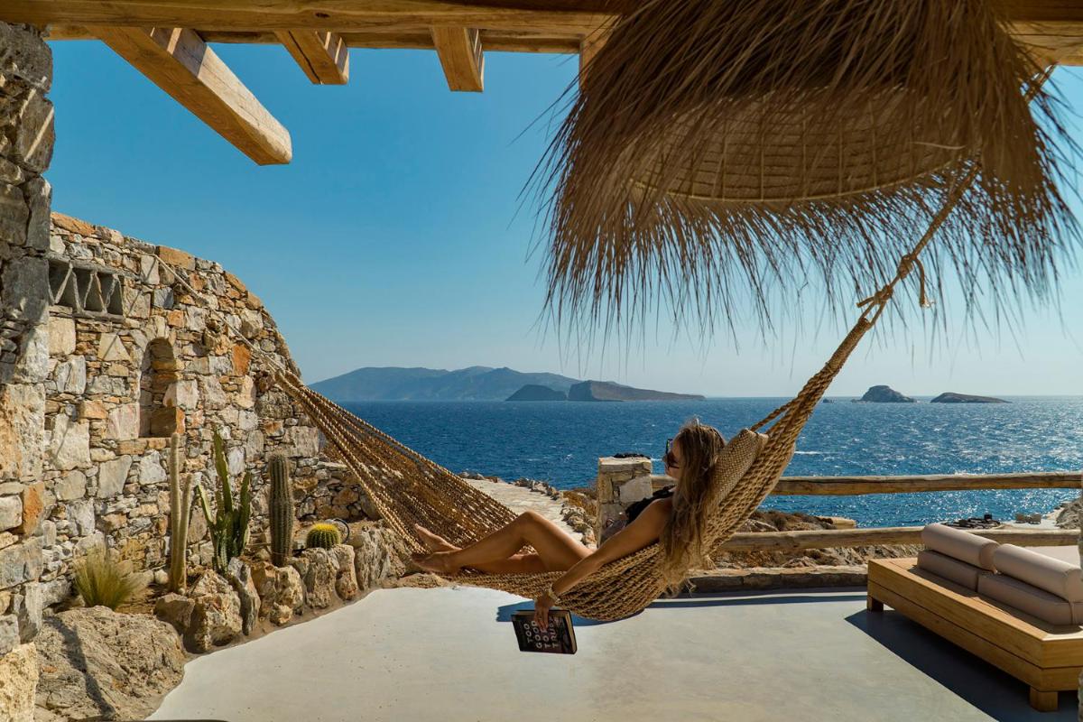 Onar Suites & Villas