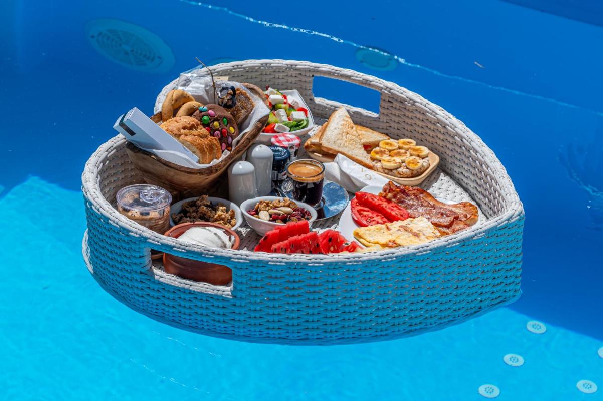 Onar Suites & Villas