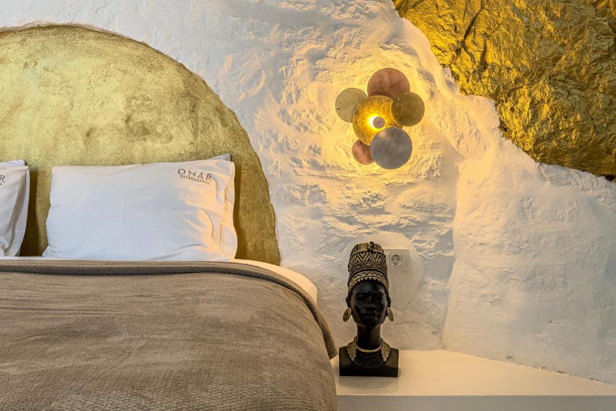 Onar Suites & Villas