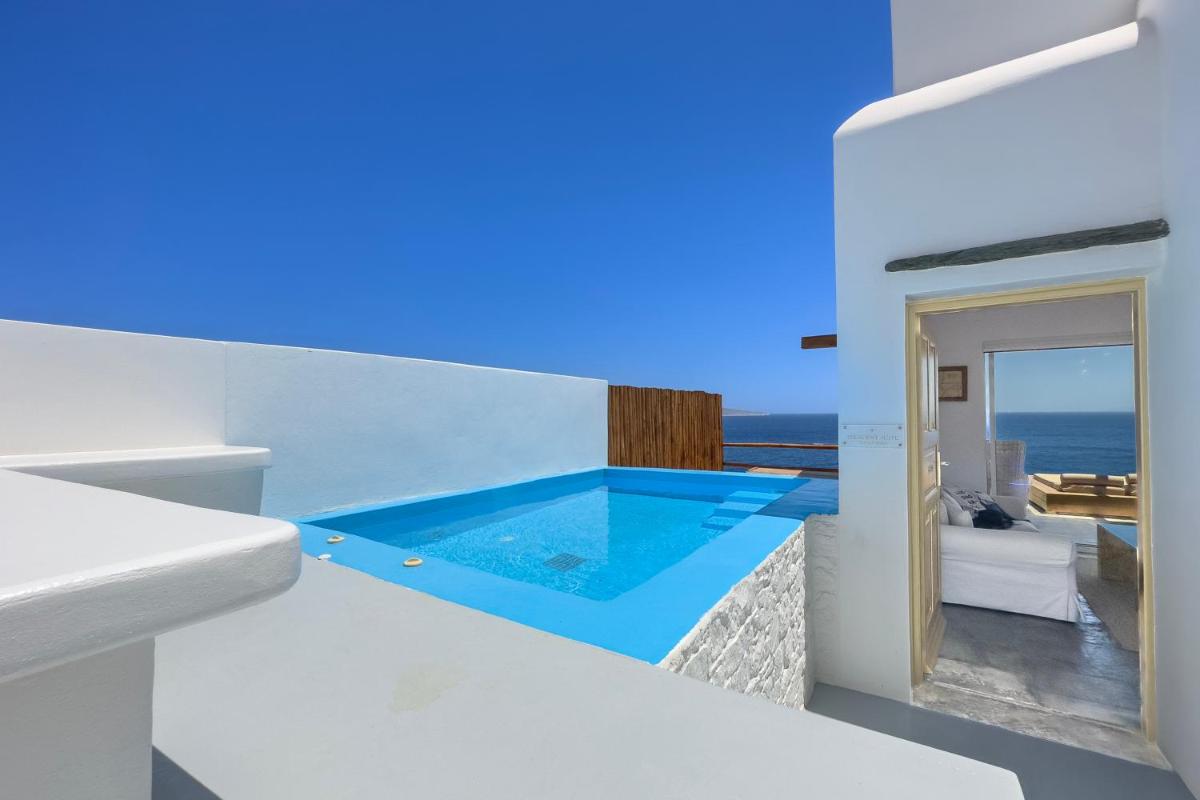 Onar Suites & Villas