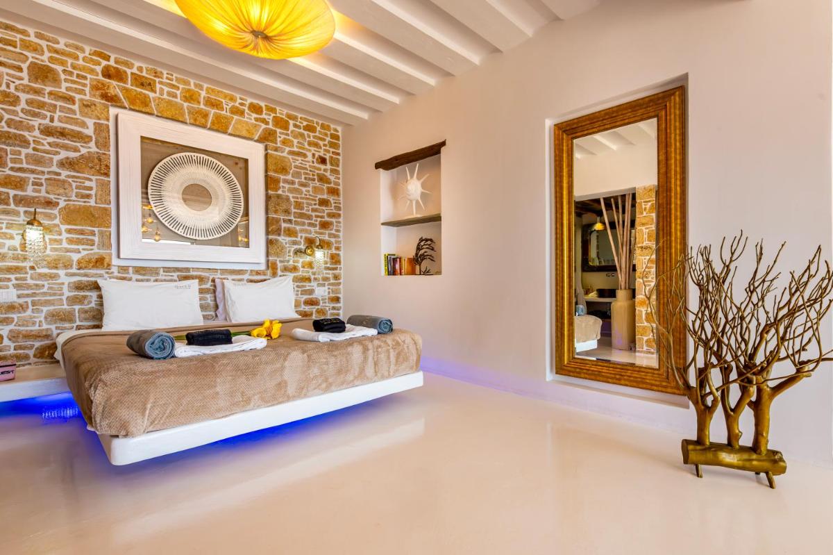 Onar Suites & Villas