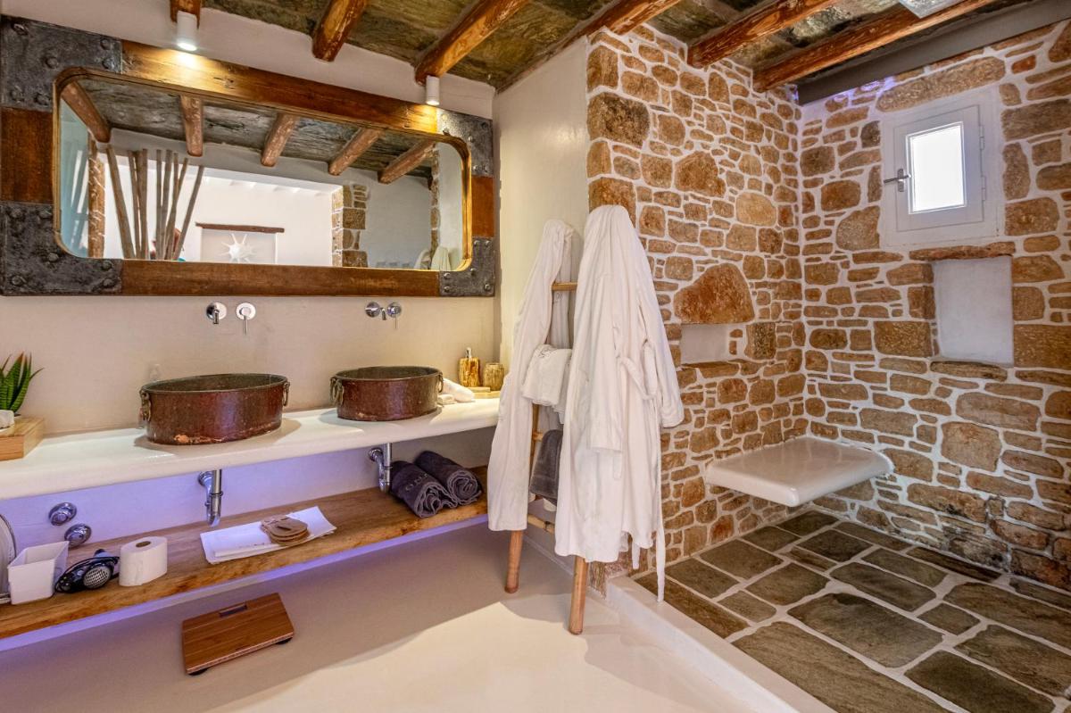 Onar Suites & Villas