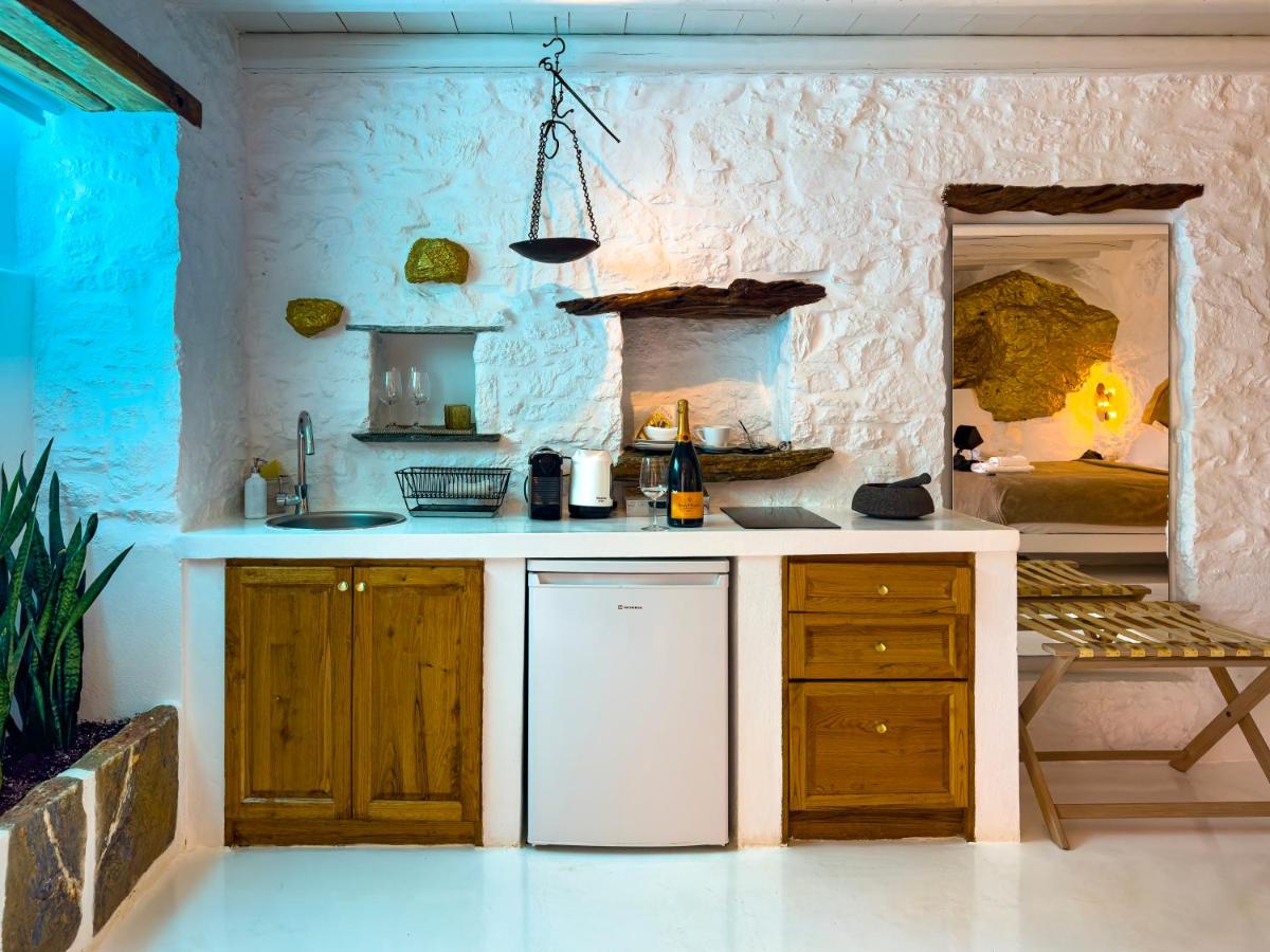 Onar Suites & Villas