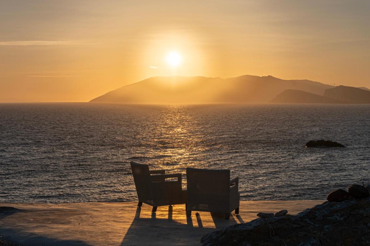 Onar Suites & Villas