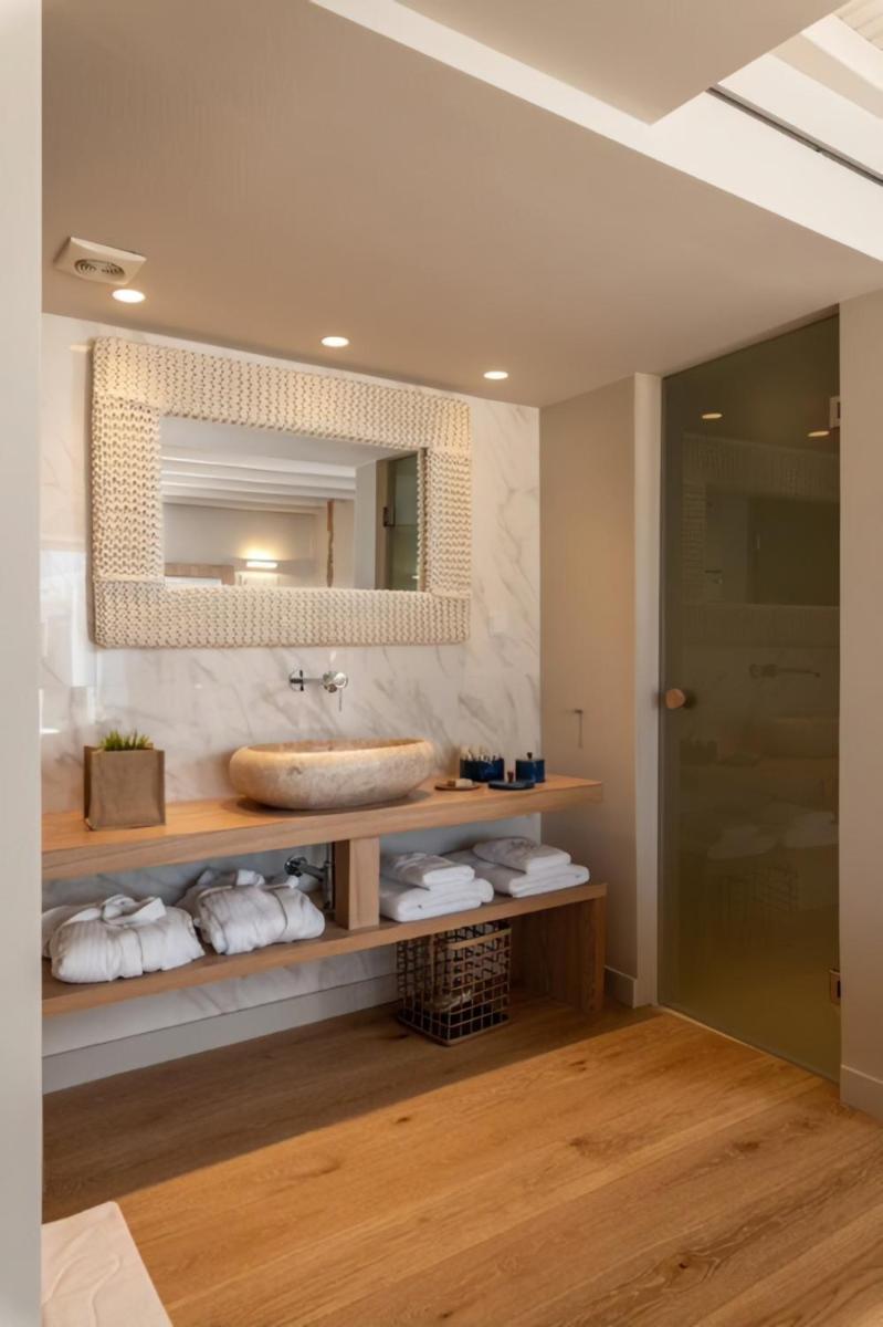 Oniro Suites, a member of Mykonos Highlights