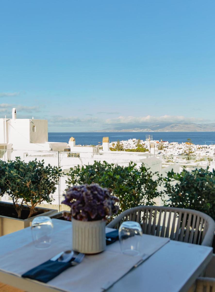 Oniro Suites, a member of Mykonos Highlights