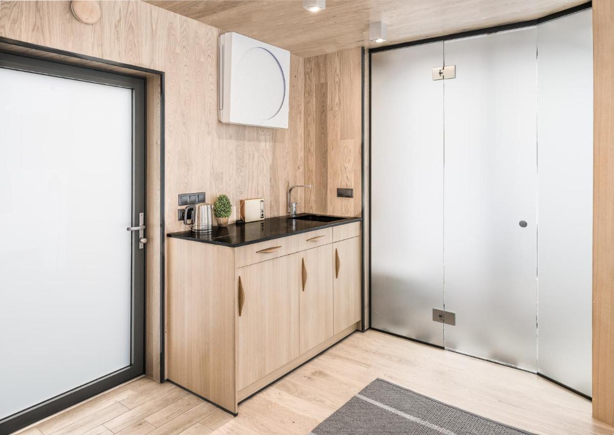 ÖÖD Hötels Jõeranna