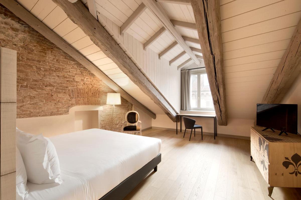 Opera35 Boutique Hotel