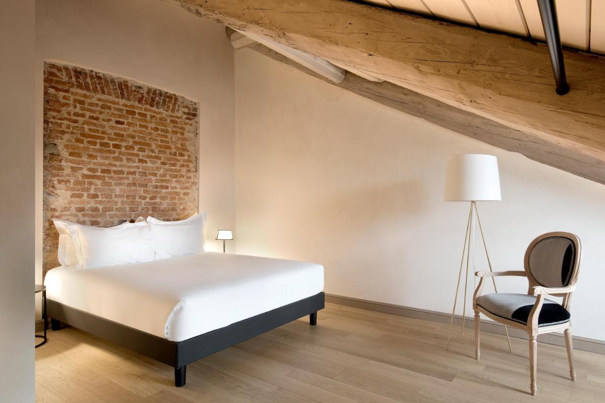 Opera35 Boutique Hotel