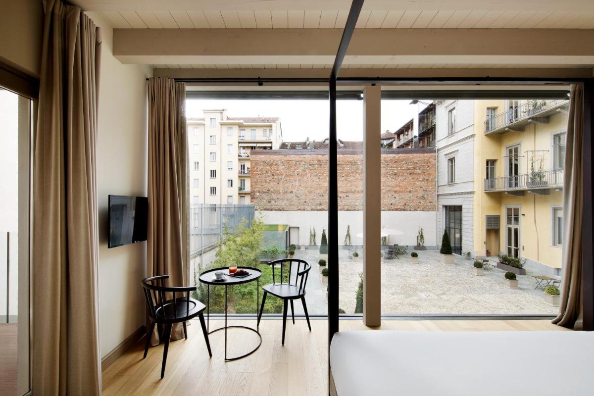 Opera35 Boutique Hotel