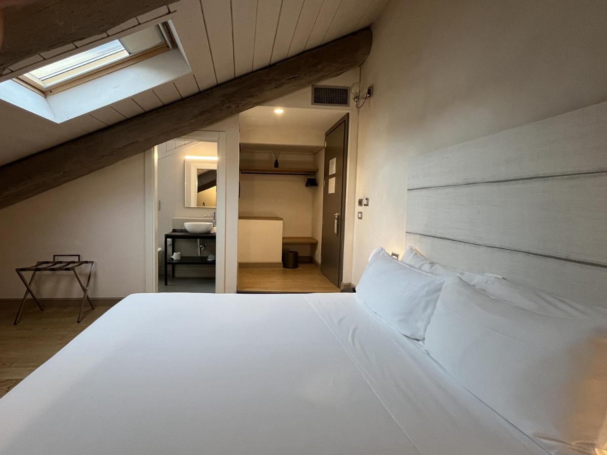 Opera35 Boutique Hotel