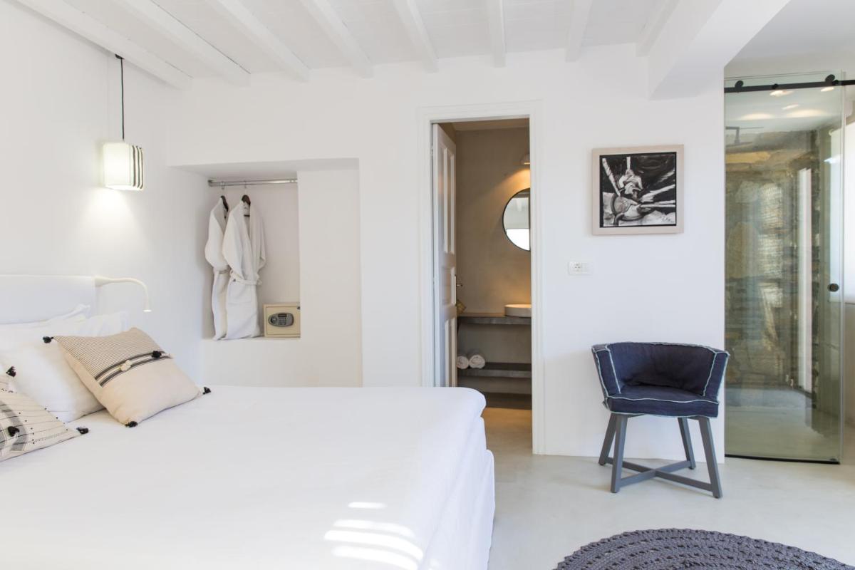 Ostraco Suites
