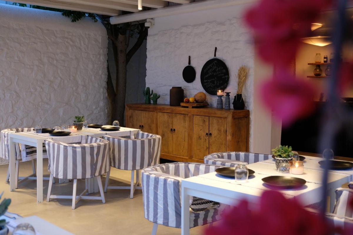 Ostraco Suites