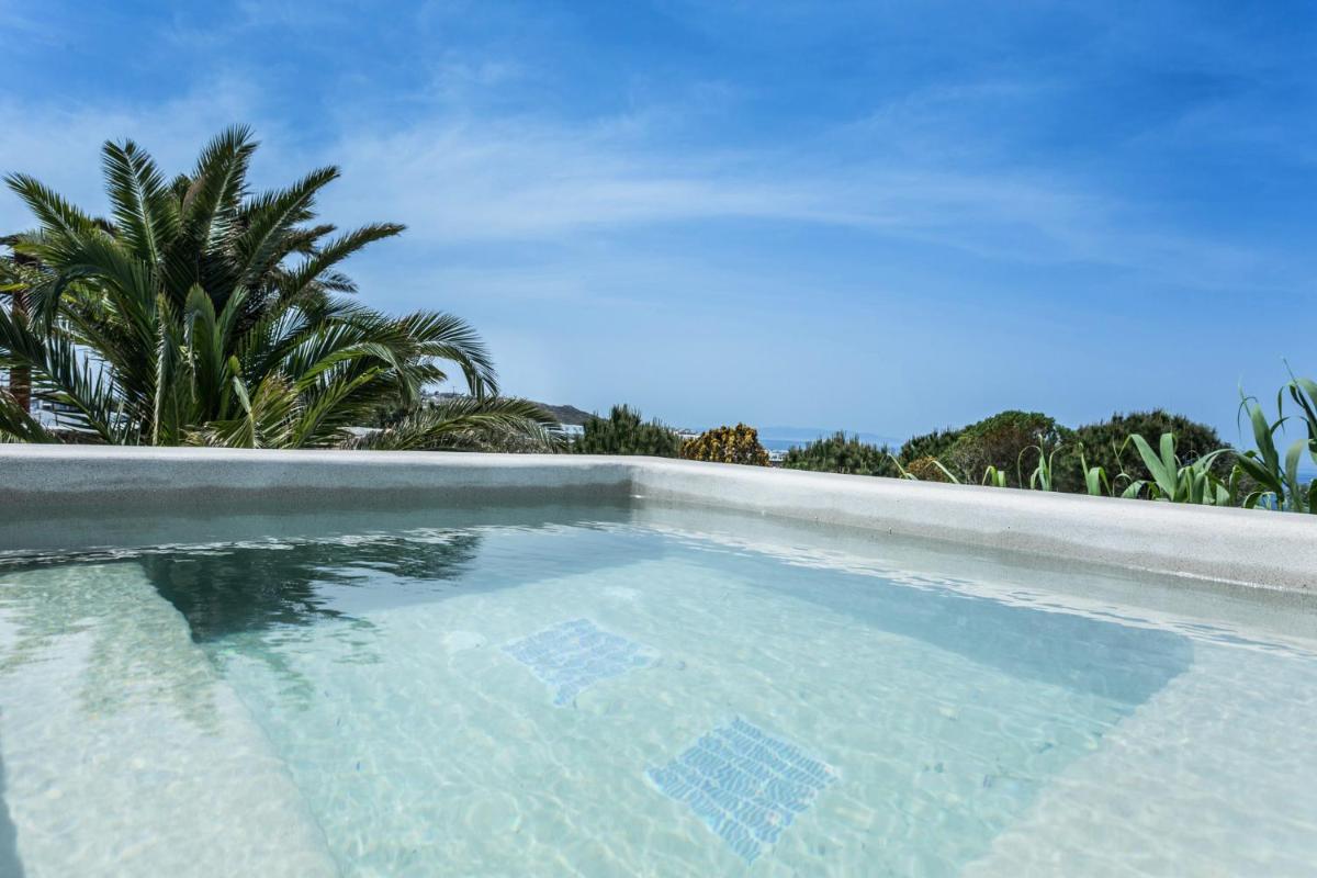 Ostraco Suites