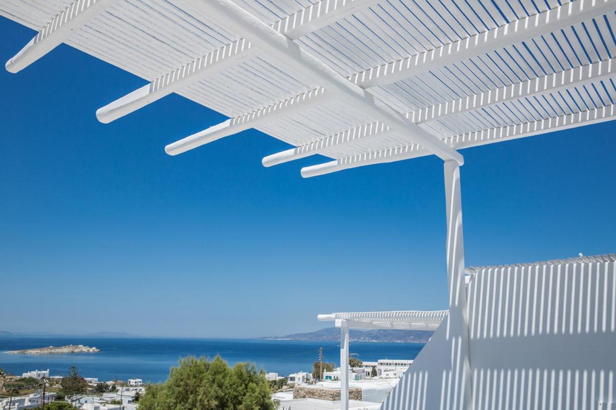 Ostraco Suites