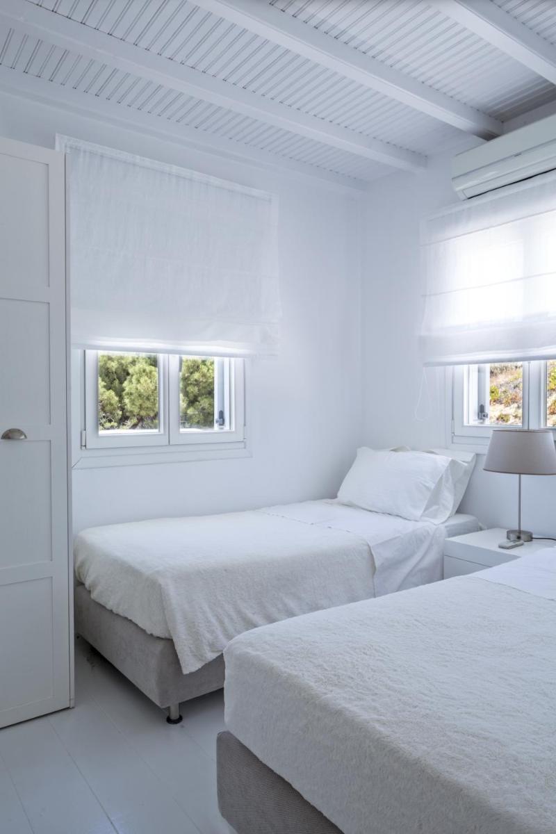 Ostraco Suites