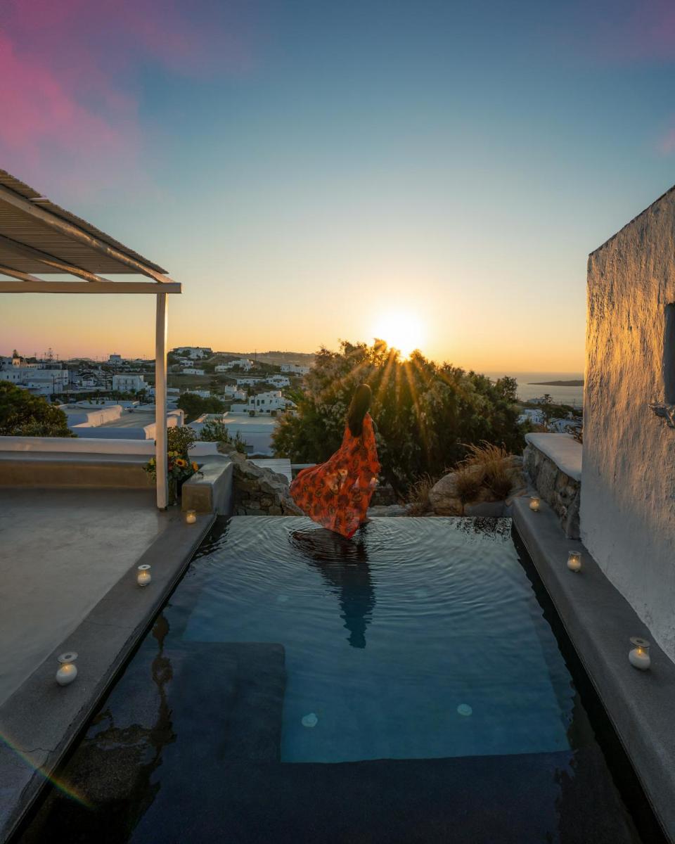 Ostraco Suites