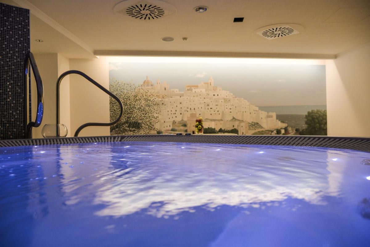 OSTUNI PALACE - Hotel Ristorante & SPA