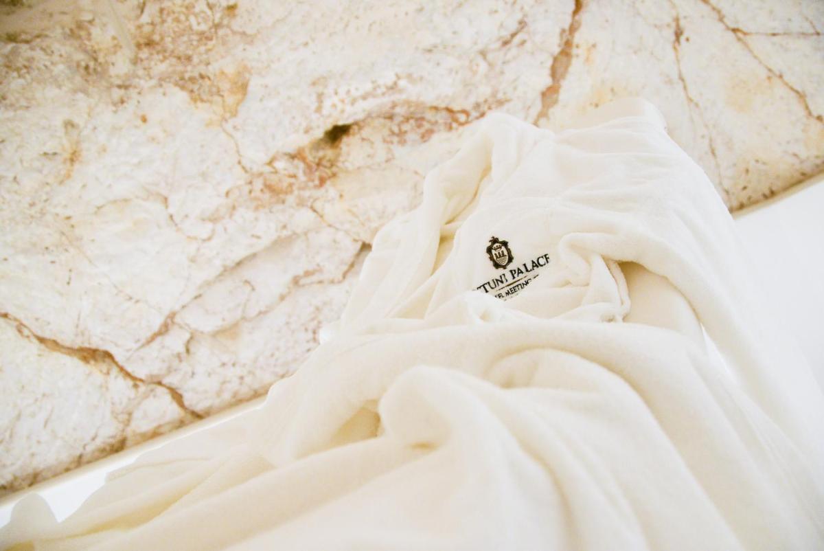 OSTUNI PALACE - Hotel Ristorante & SPA