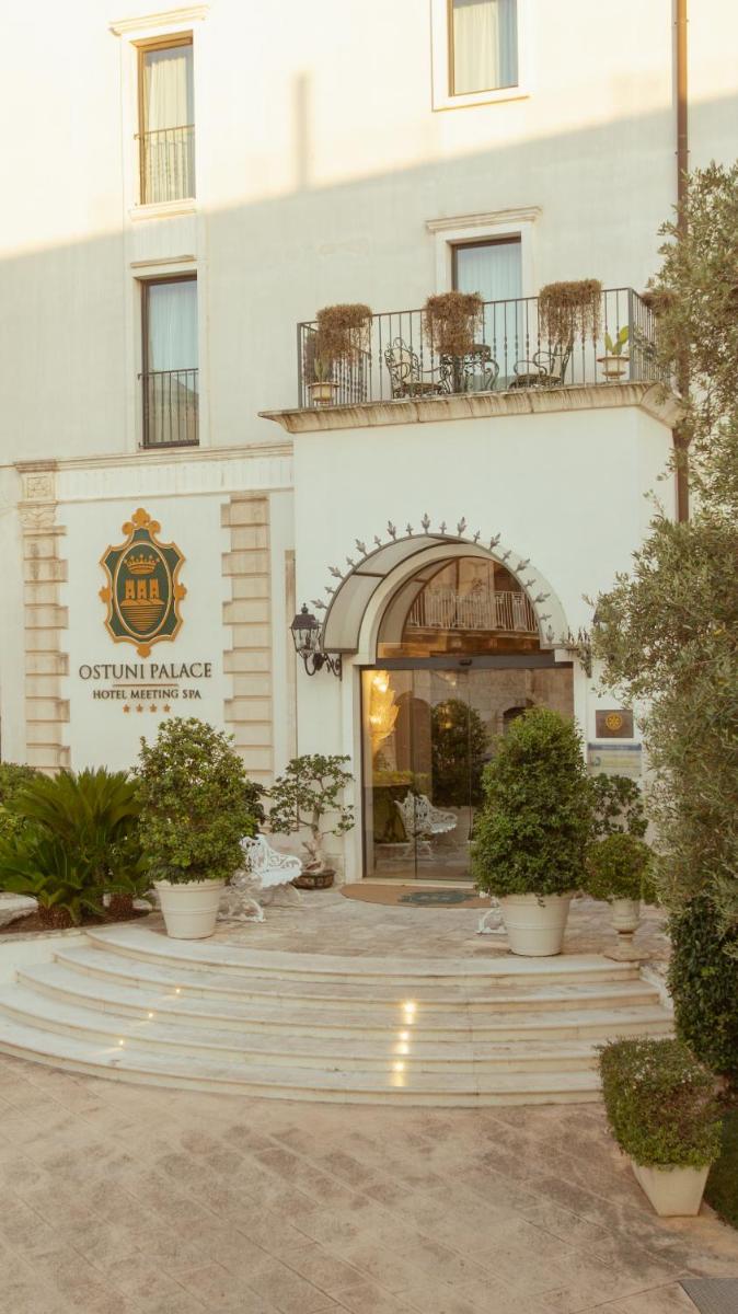 OSTUNI PALACE - Hotel Ristorante & SPA