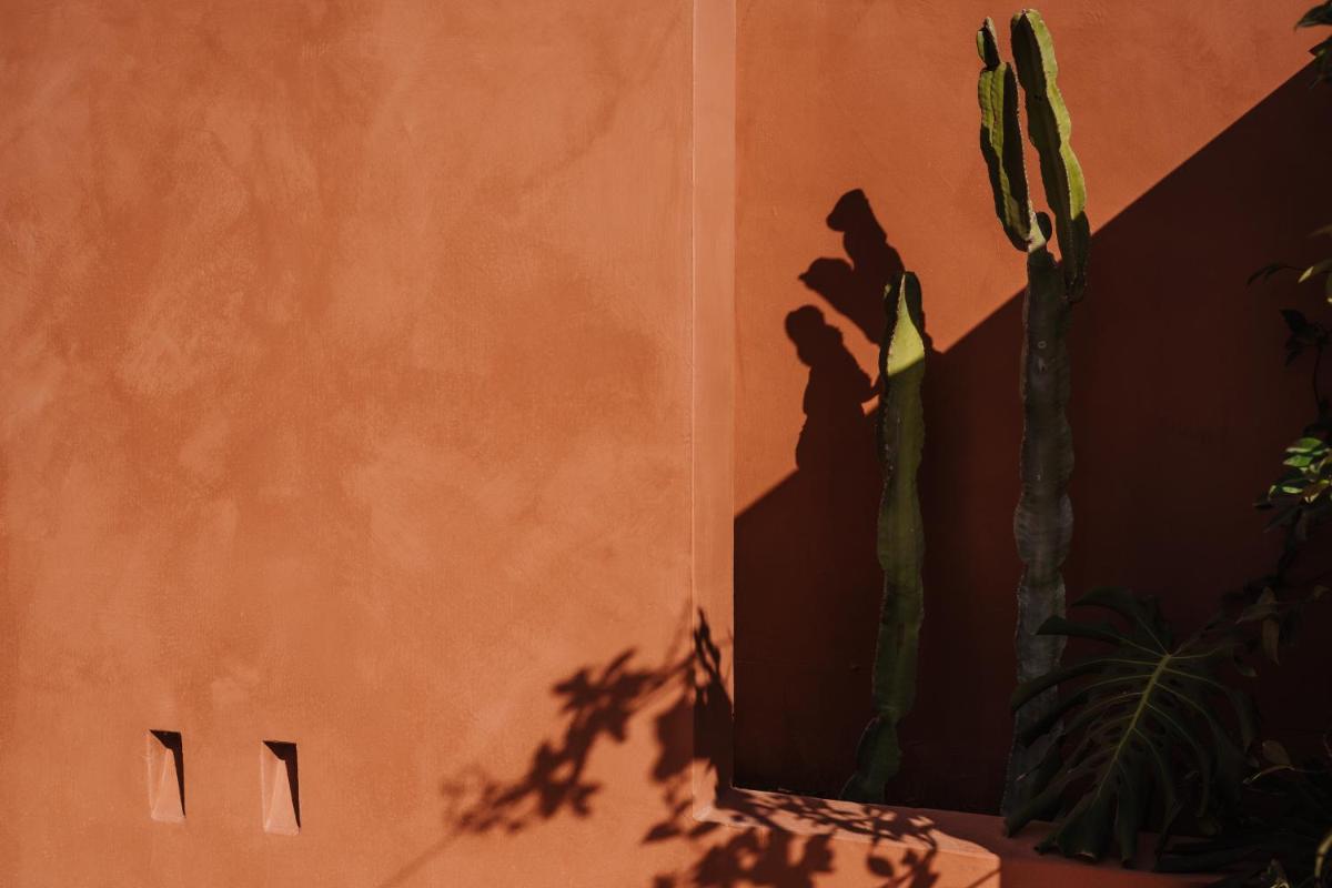 OZIO - Il trullo rosso