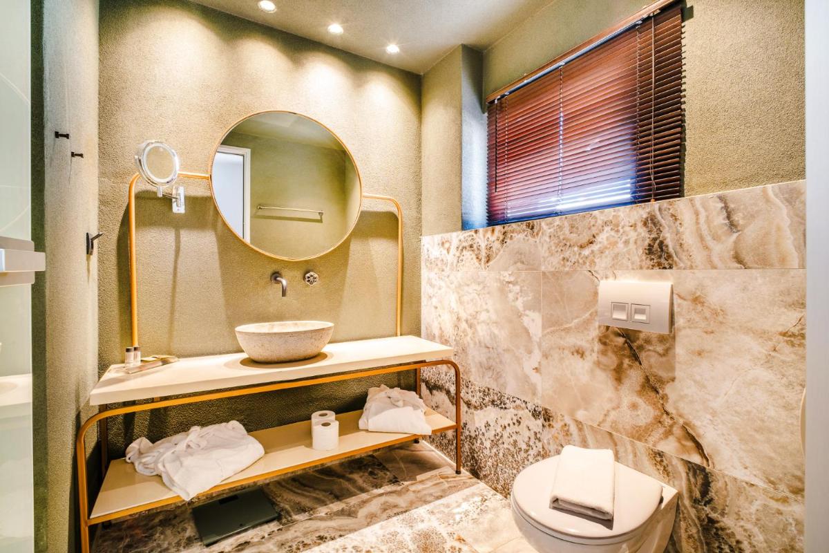 Pagopoieion - Adults Only Suites